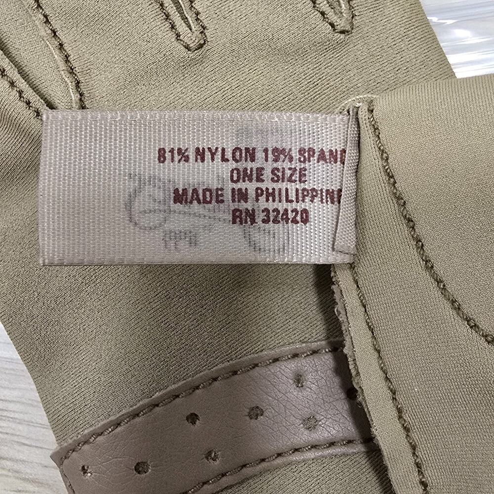 Women's Sheer Energy Gloves By Leggs One Size Stretch Fit Beige Tan - Picture 7 of 8